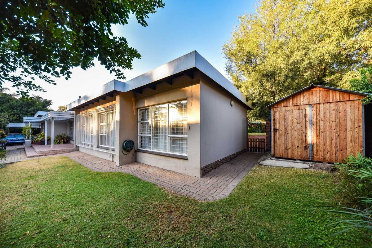 Three bedroom home with enormous one bedroom flat that is wheelchair friendly - Erasmusrand - Photo 2