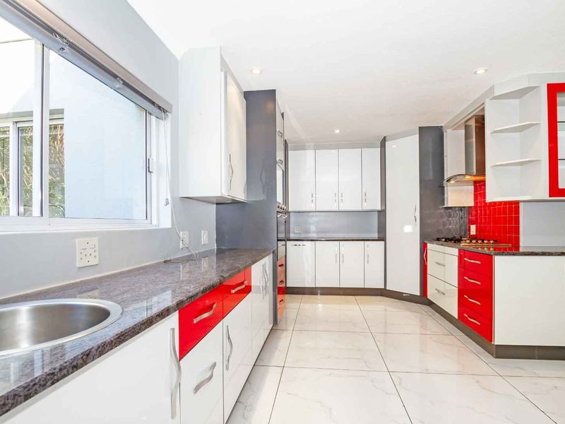MODERN 4 BEDROOM HOME FOR RENT IN DAINFERN GOLF ESTATE - Photo 10