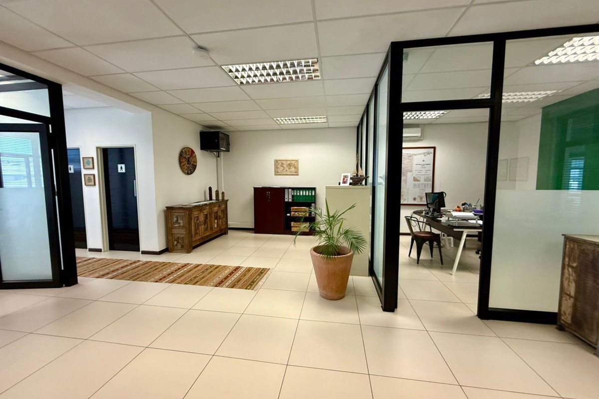 Modern A-Grade Office Space For Sale - Photo 3