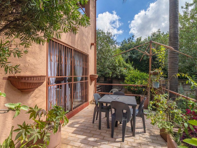 Warm Family Home with Dual Income Potential – Radiokop - Photo 7