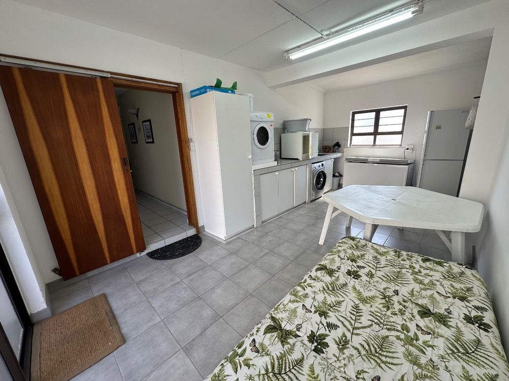 Scullery and wash room