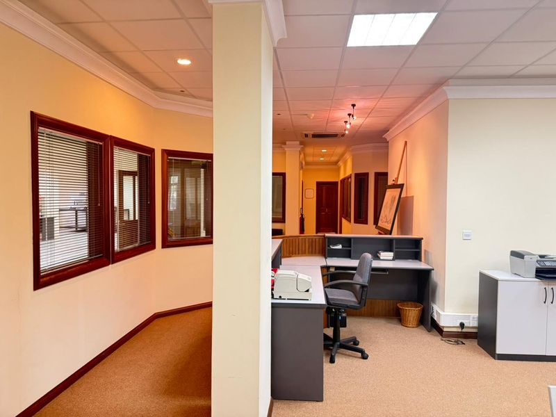 TRIPLE-INCOME COMMERCIAL ASSET | Prime Location, Immediately Productive - Photo 9