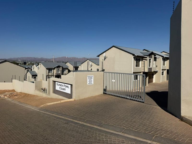 2 BEDROOM APARTMENT FOR SALE - ROCKY CREST - Photo 3