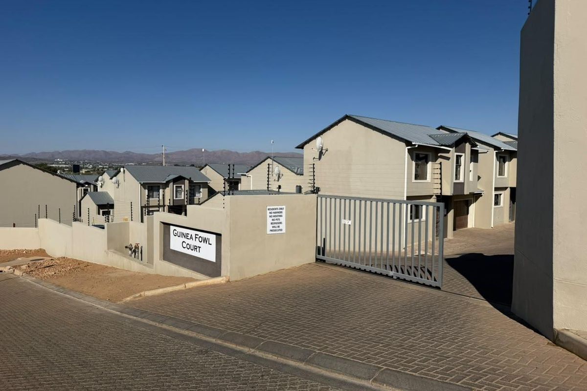 2 BEDROOM APARTMENT FOR SALE - ROCKY CREST - Photo 3