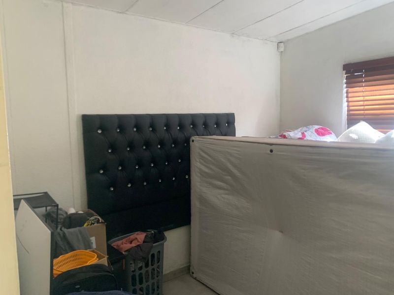 **2-Bedroom Apartment for Rent in Mondeor - Photo 10