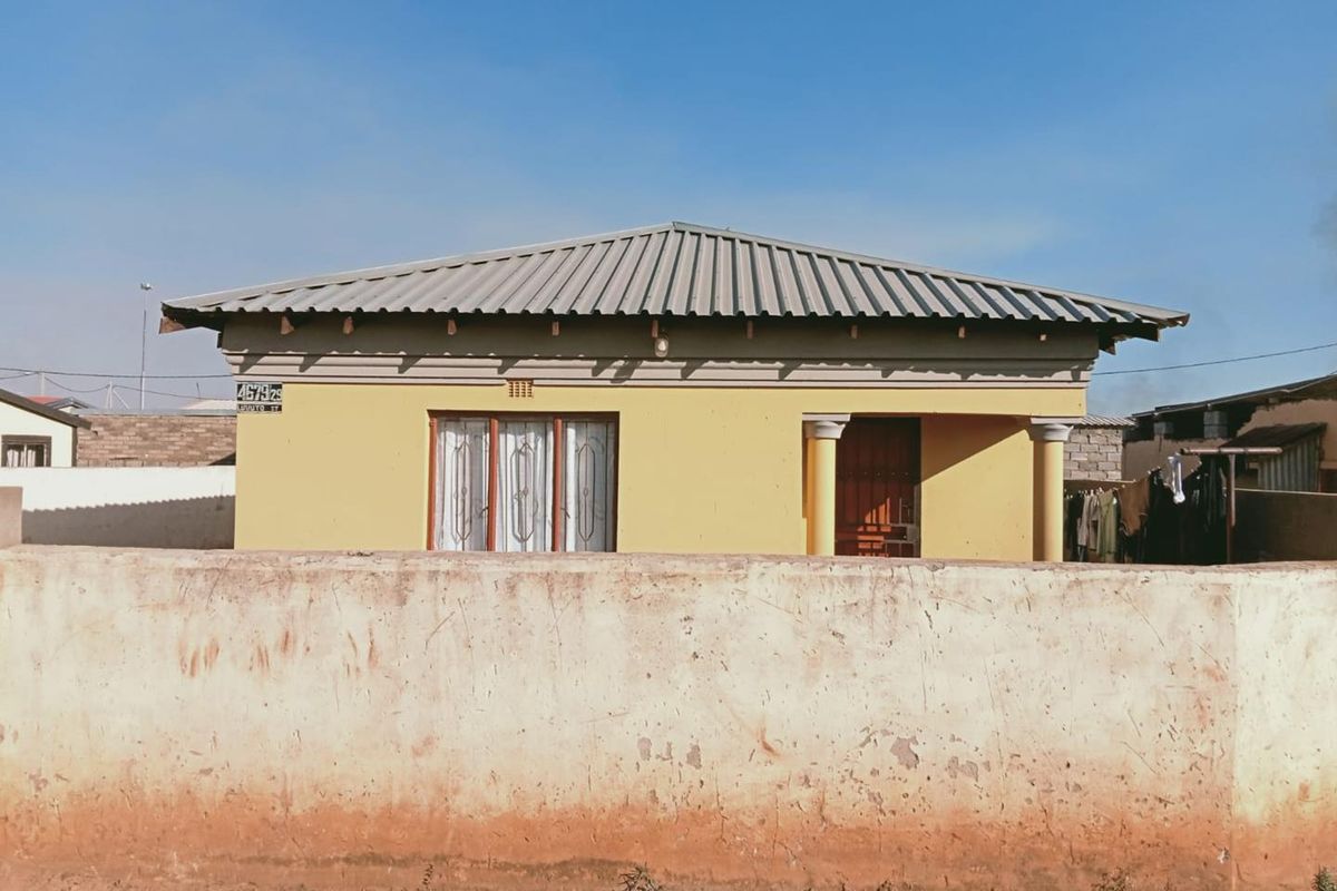 3 Bedroom house for sale - Photo 4