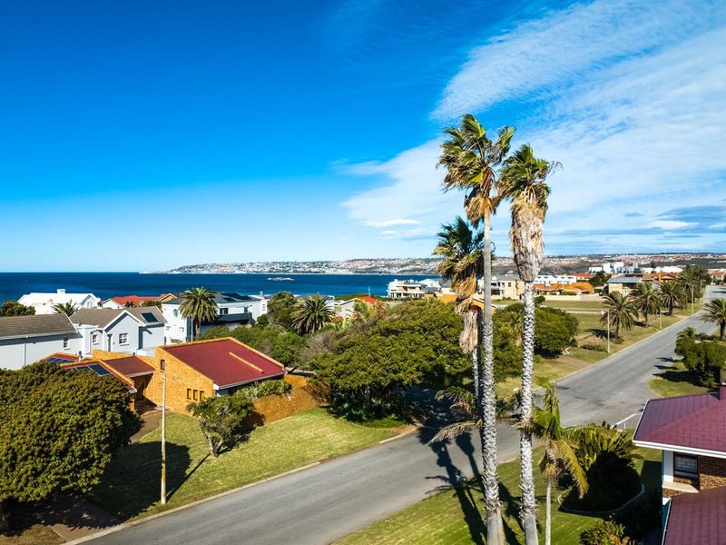 Bayview - stunning location close to the sea - Photo 2