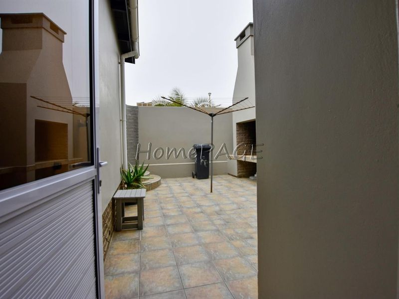 Vogelstrand, Swakopmund:  3 Bedr Unit in PEBBLE BEACH is for Sale - Photo 4