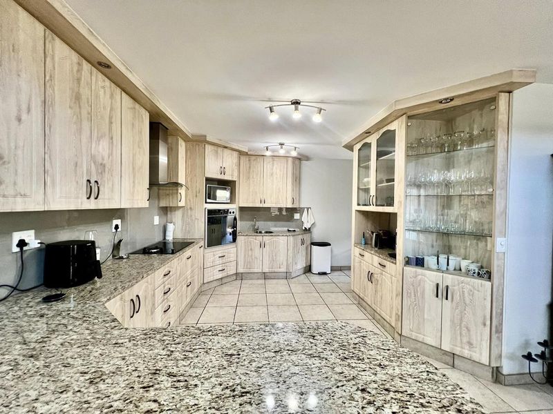 3 Bedroom House For Sale in Avis - Photo 8