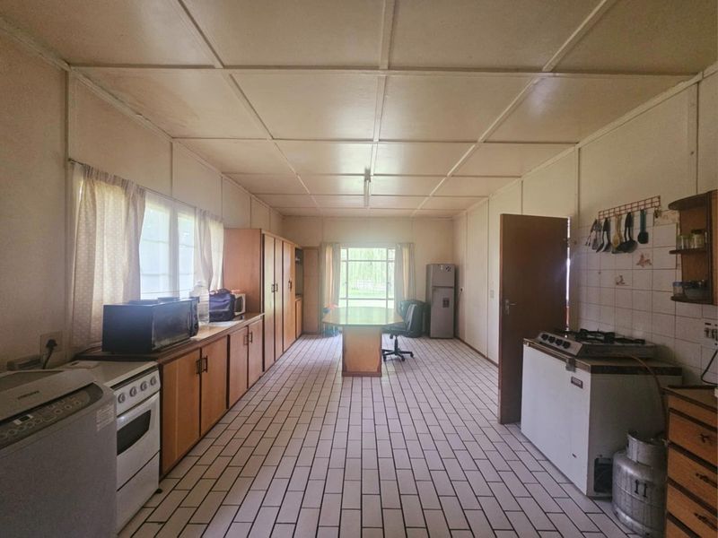 **Dual-Property Investment Opportunity with Rental Income** - Photo 7