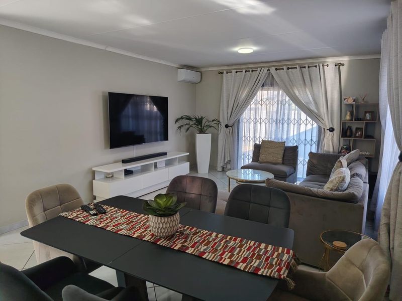 3 Bedroom House for sale In Mackenzie Park - Photo 10