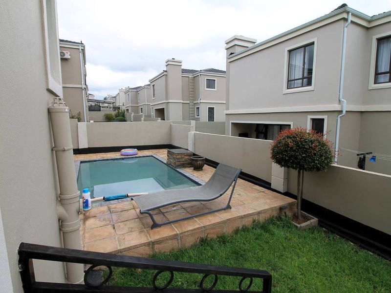 Charming Three Bedroom Family Home in Excellent Estate - Photo 8