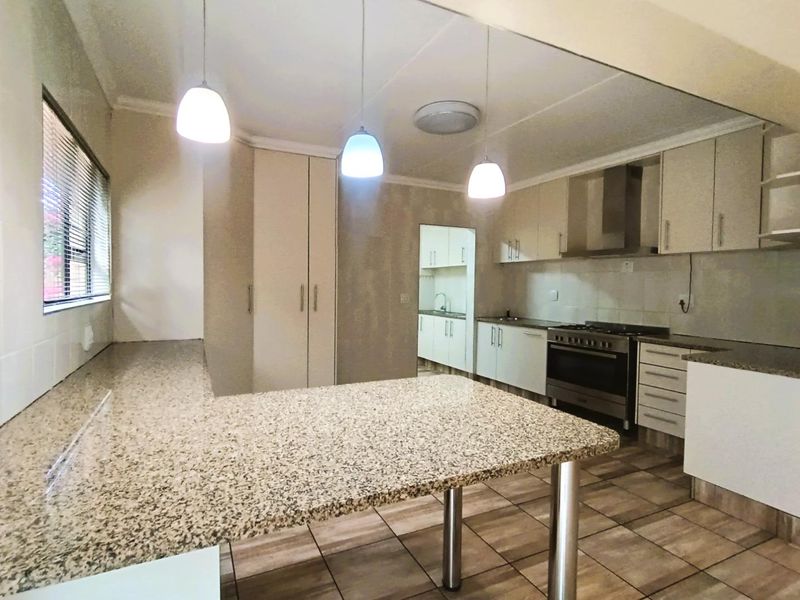 Elegant Double-Storey Townhouse with Space, Style and Sustainability - Photo 5