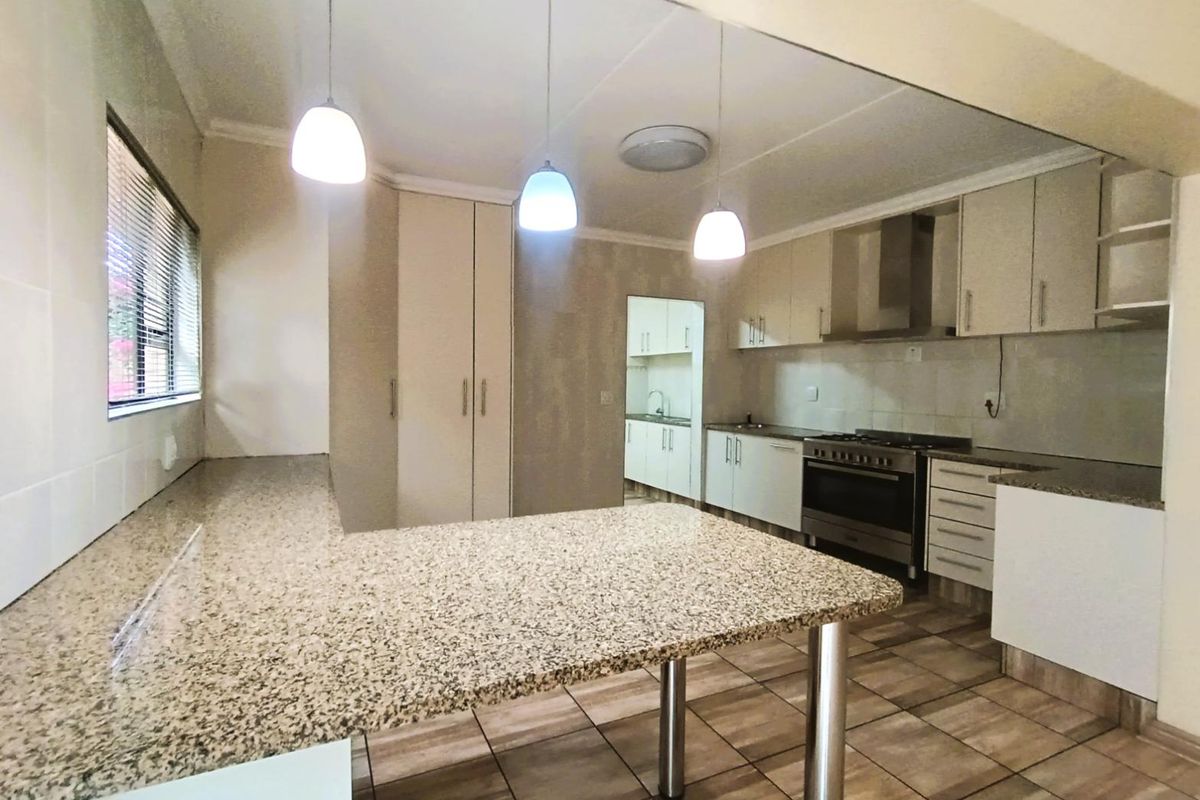 Elegant Double-Storey Townhouse with Space, Style and Sustainability - Photo 5