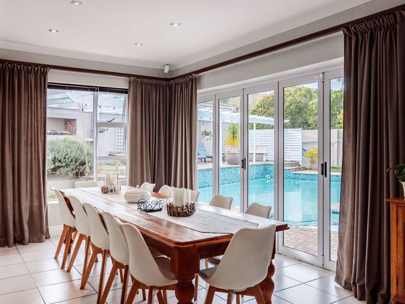 Pari-Park : 4-Bedroom, 4.5-Bathroom Modern Home – Space, Style & Sophistication! - Photo 5