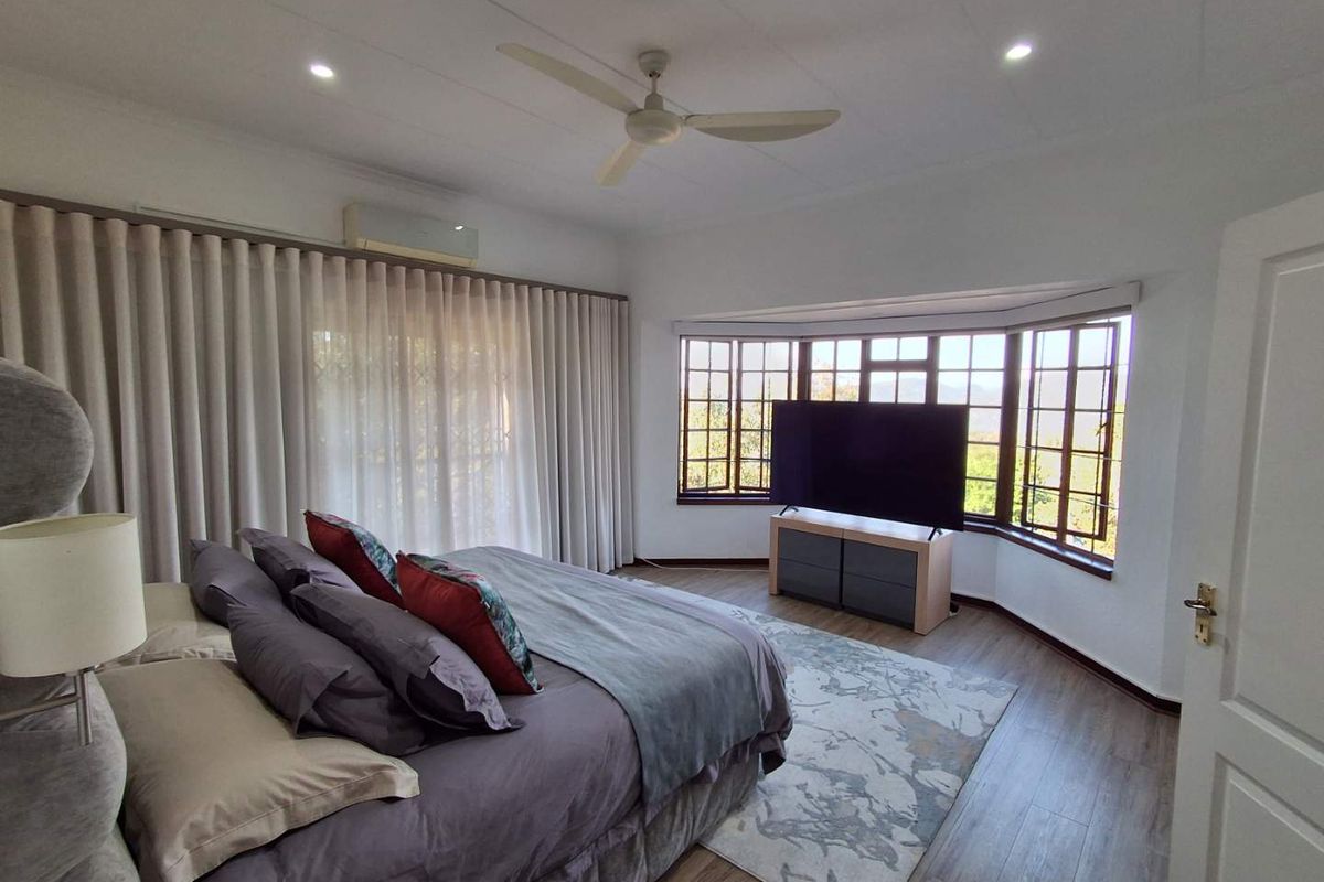 4 bedroom house in secure complex within nature - Photo 2