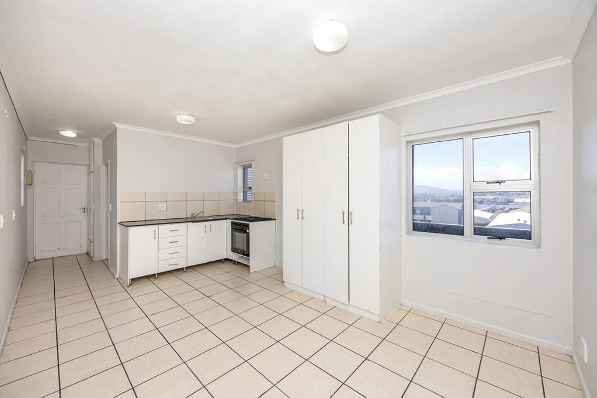 Studio Living with 24-Hour Security & Secure Parking in The Square on Tenth - Photo 2