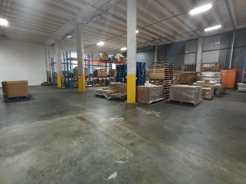 Warehouse - Industrial park | 1370m2 - Photo 5