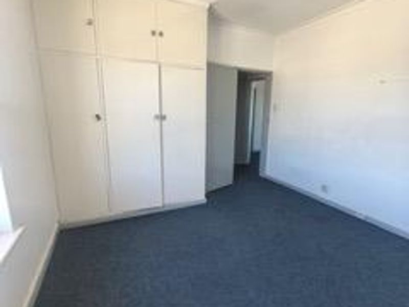 Business offices to let in well known newton park - Photo 3