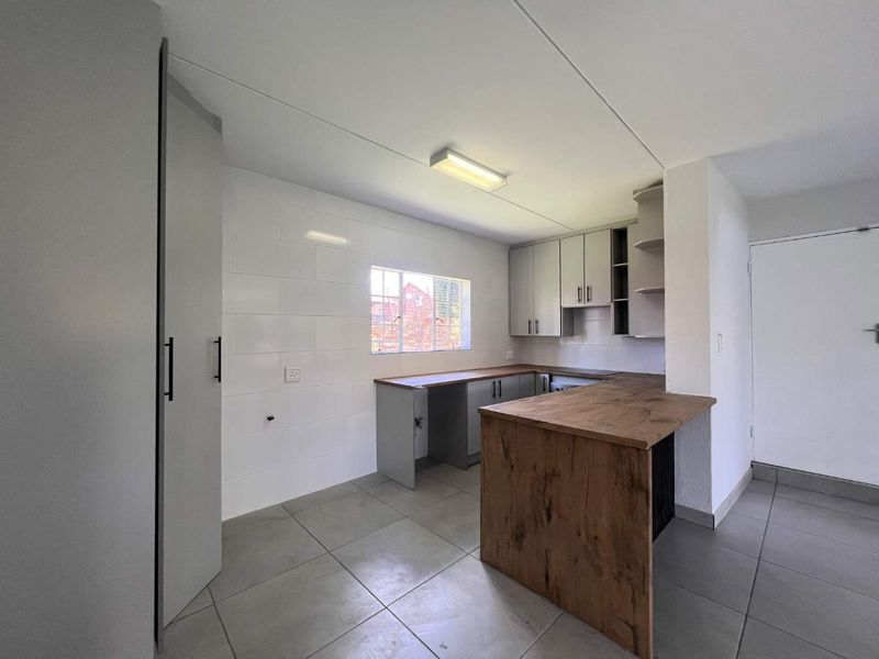 Renovated from Top to Toe- Perfect for the Modern Family - Photo 7