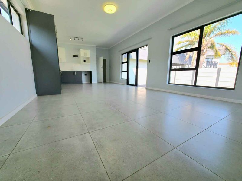 Convenience Meets Comfort in Welgelegen - Photo 8