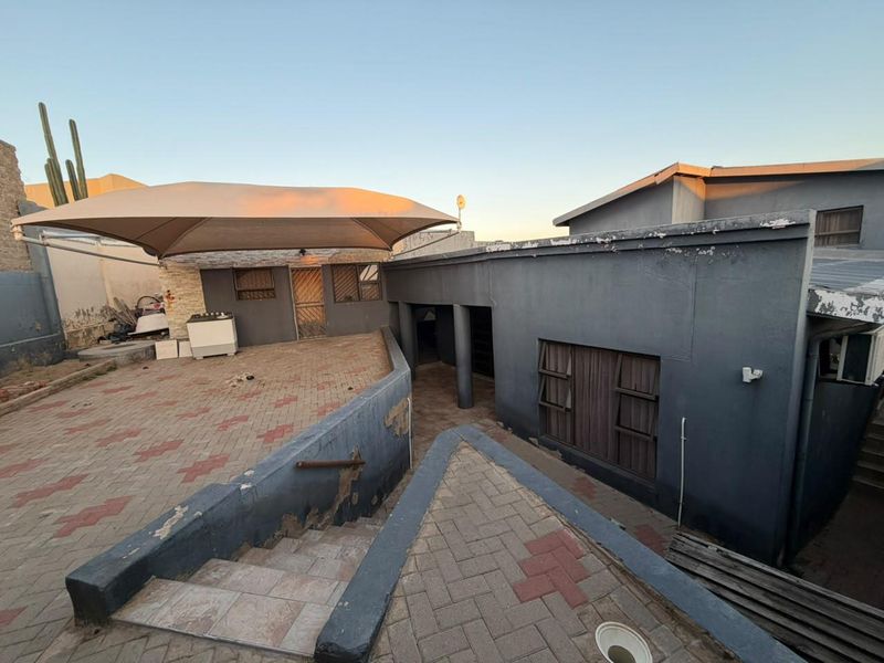 3 BEDROOM HOUSE FOR SALE - DORADO PARK - Photo 2