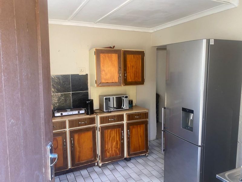 2 Bedroom House for Sale in Umlazi H Section - Photo 6