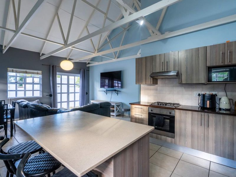 2 Bedroom Townhouse - Photo 5