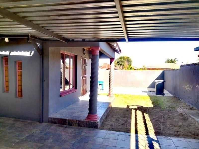 3 Bedroom House for Sale in Alveda Johannesburg South - Photo 6