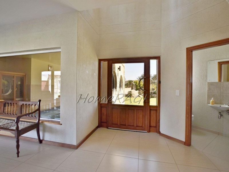 Rossmund, Swakopmund:  Property with total 8 Bedrooms is for Sale - Photo 3