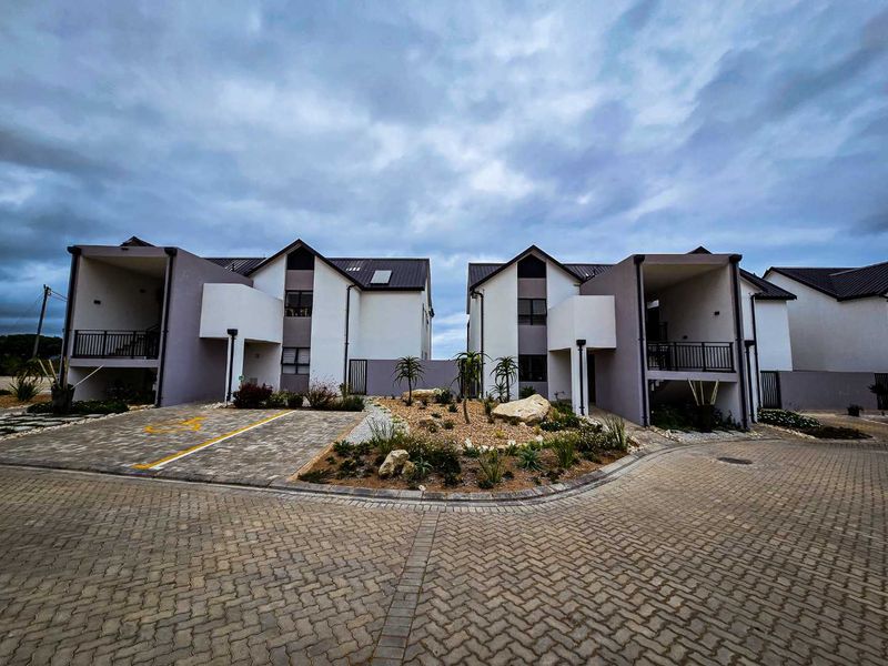 Two bedroom unit for sale in Stilbaai-Wes. - Photo 3