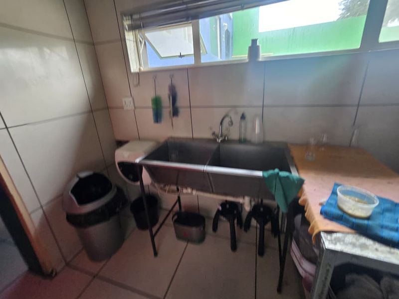 WINDHOEK – BUSINESS / ENTERTAINMENT PROPERTY - Photo 9