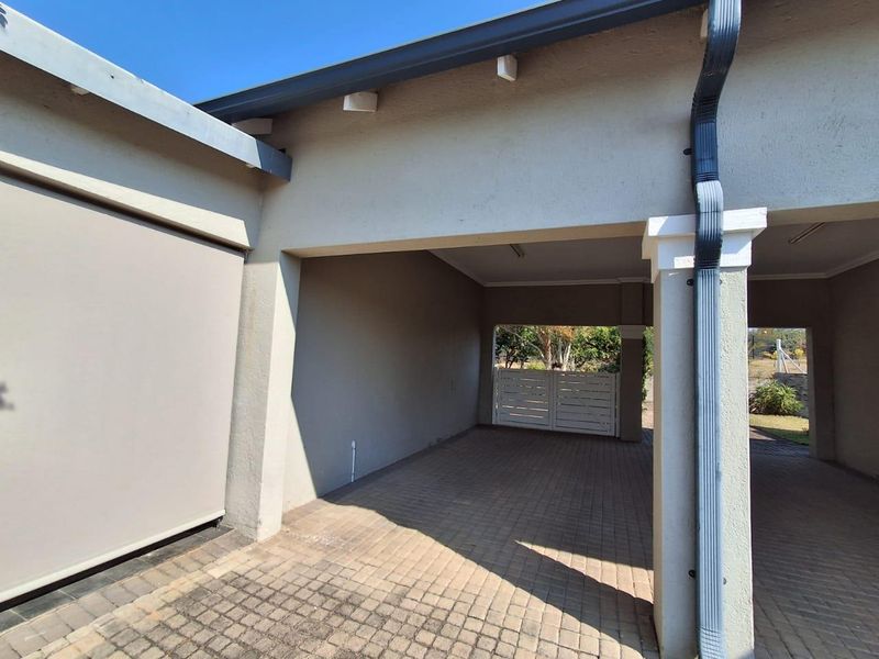Two bedroom House in Mattafin for sale - Photo 3