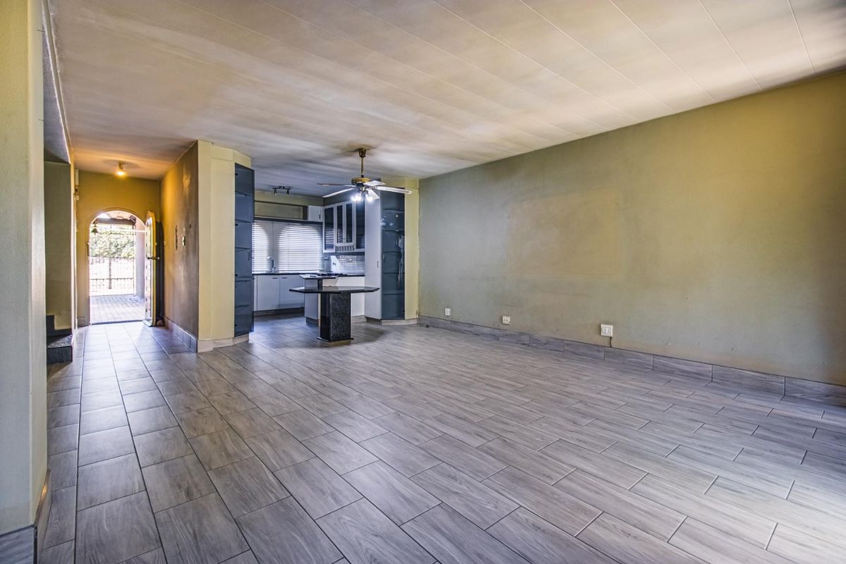Secure living in the heart of Goedeburg! - Photo 4