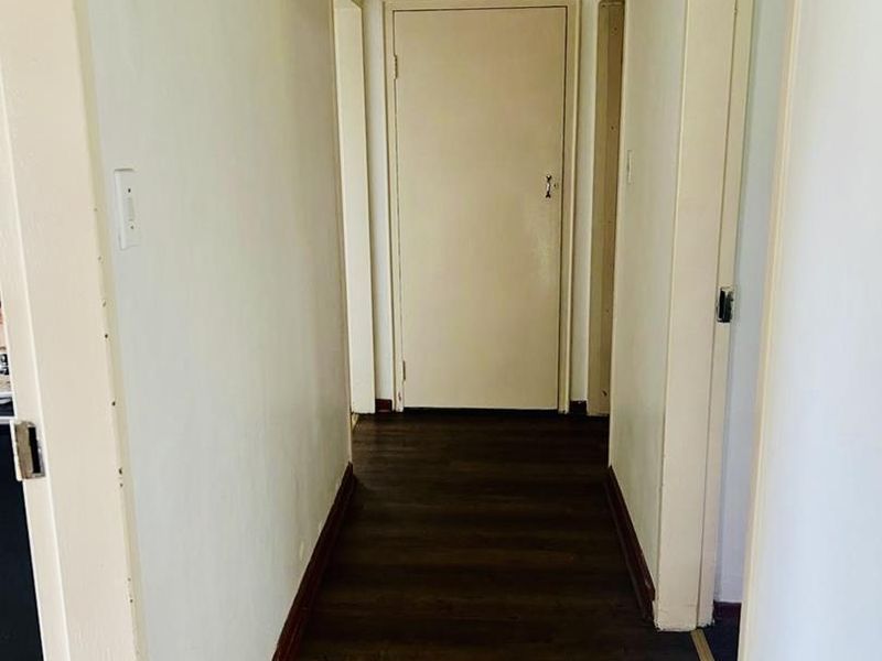 2 bedroom townhouse for sale - Photo 6