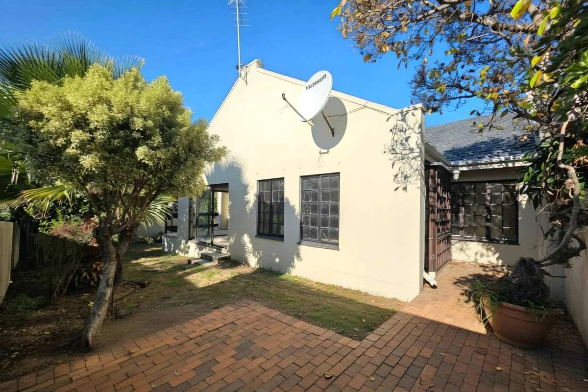 🌟 Stunning 3-Bedroom Family Home with Spacious Cottage & Beautiful Garden 🌟 - Photo 5