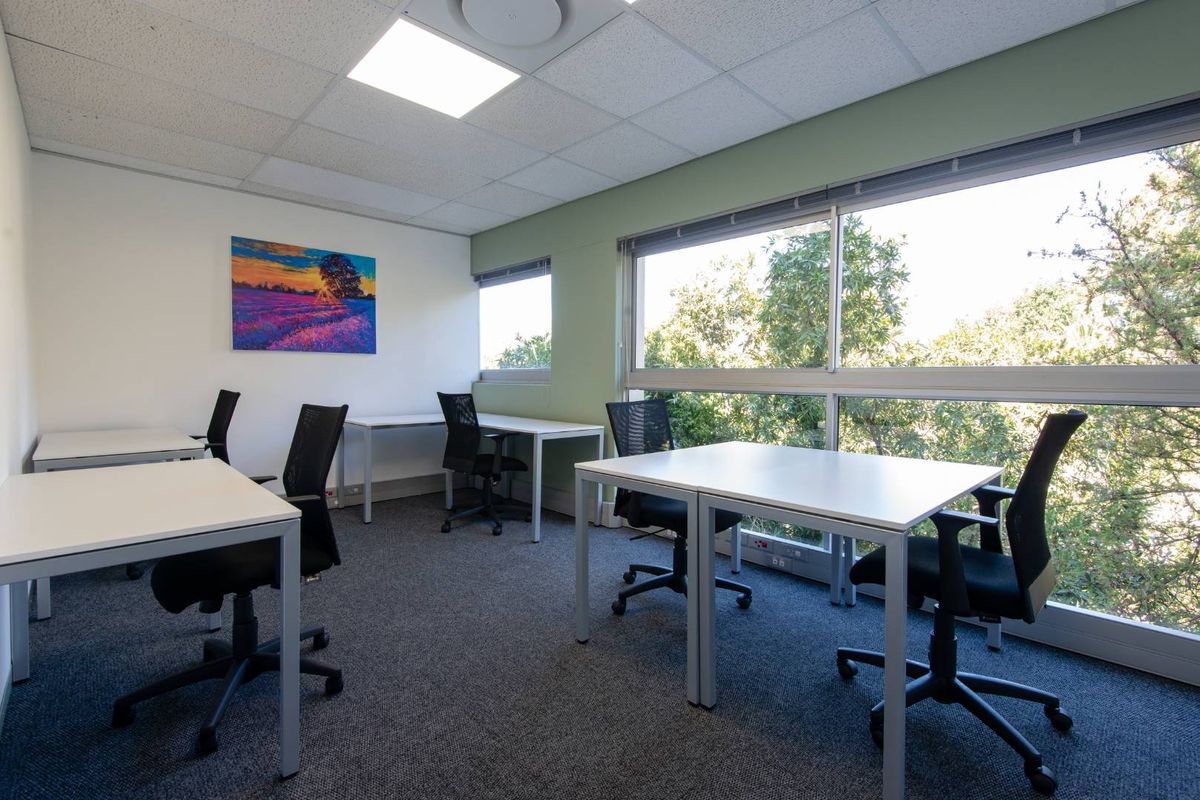 Private office space tailored to your business’ unique needs in Regus Paarl. - Photo 4