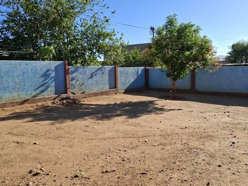 FOR SALE: 3 bedrooms house for sale in Okahandja,Vedderstal, Selling price N$1250,000 cost excluded, Erf size  640 m2 - Photo 2
