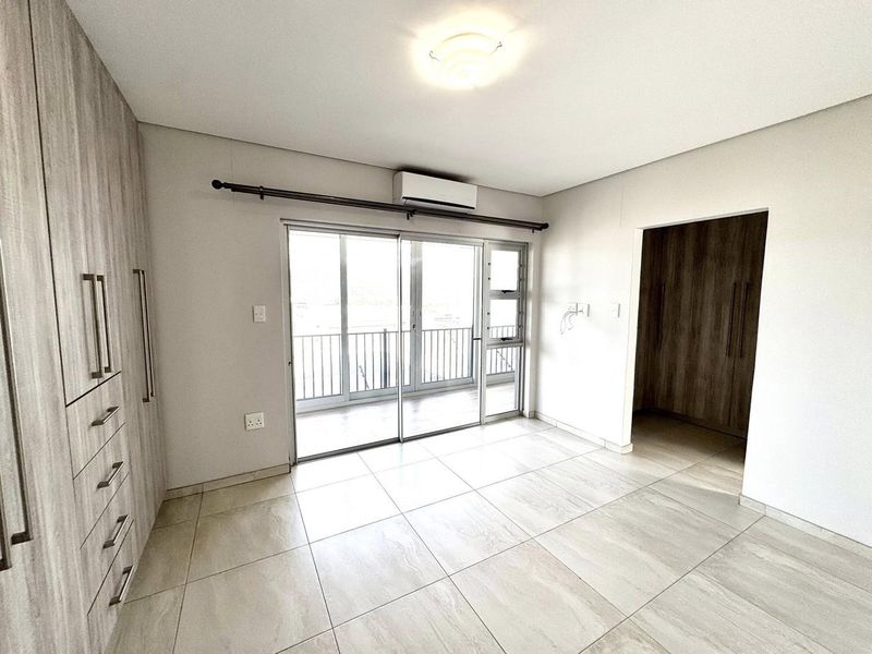 4 Bedroom House For Sale - Photo 7