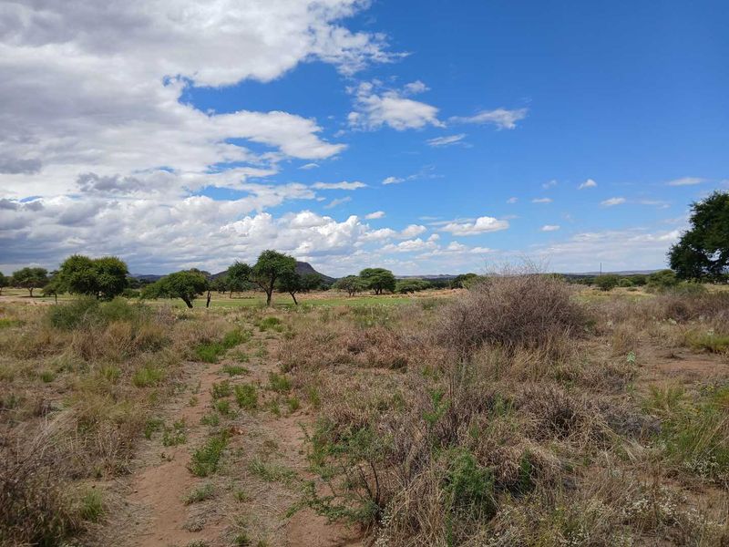 This erf is situated on the prestigious golf estate. - Photo 5