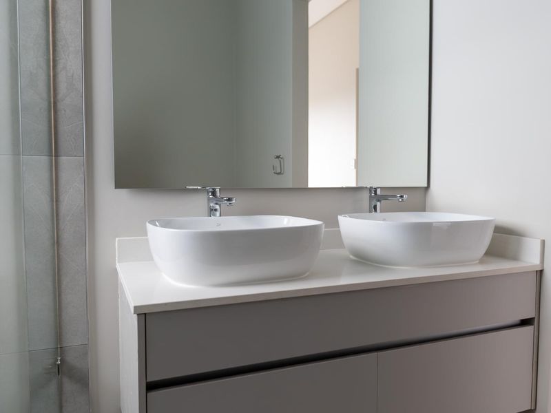 Elevated, Effortless, and Almost Gone - Photo 7