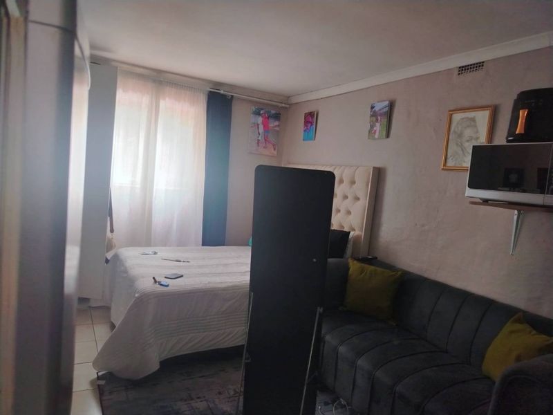 AN INVESTMENT PROPERTY - Photo 9