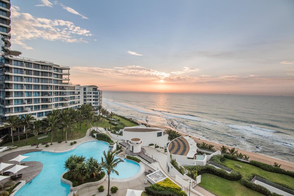 2 BEDROOM | 2.5 BATHROOM APARTMENT - Photo 5