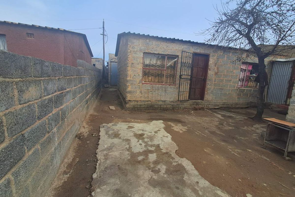 House In Ehlanzeni Tembisa - Photo 5