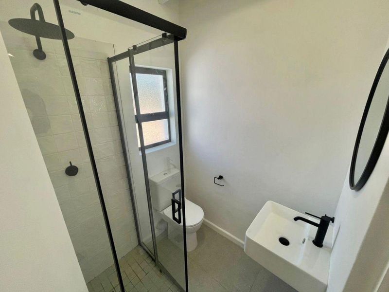 Bachelor Unit - Photo 5