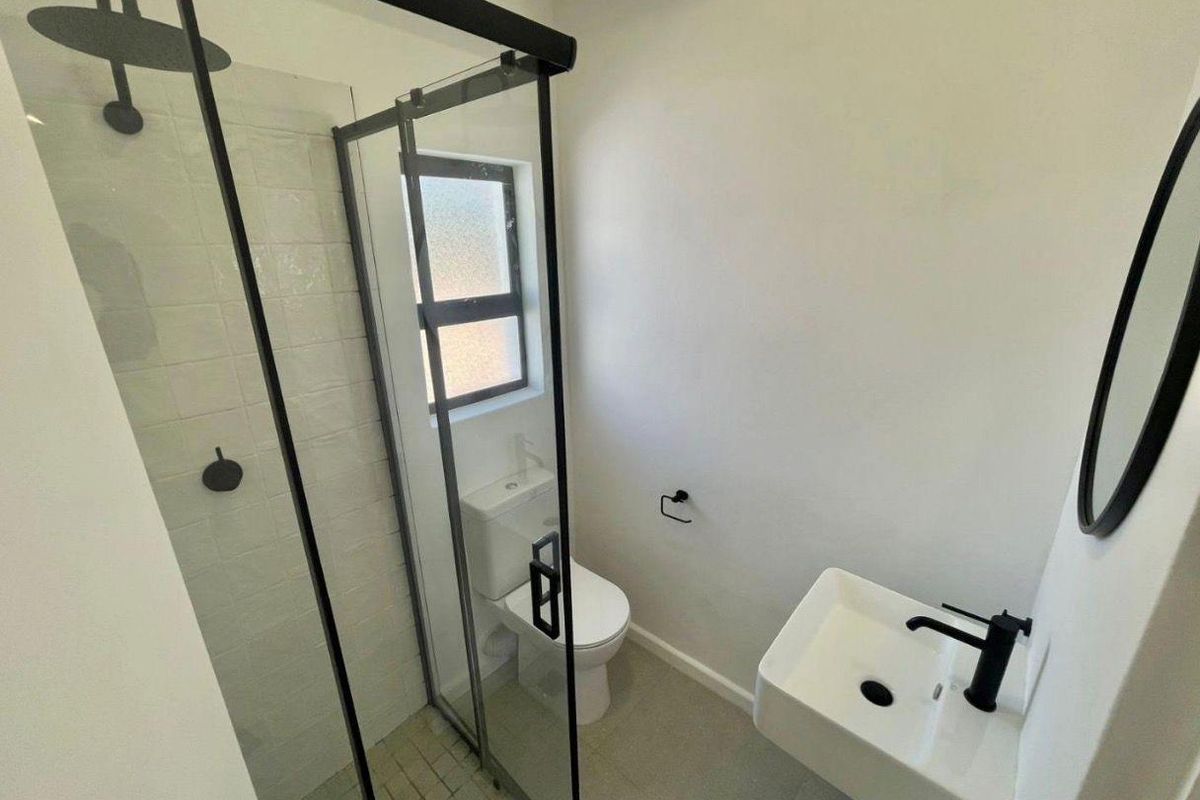 Bachelor Unit - Photo 5