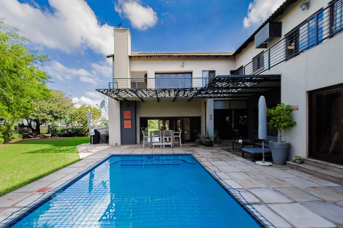 Tri Mandate - Golfcourse living! - Photo 4