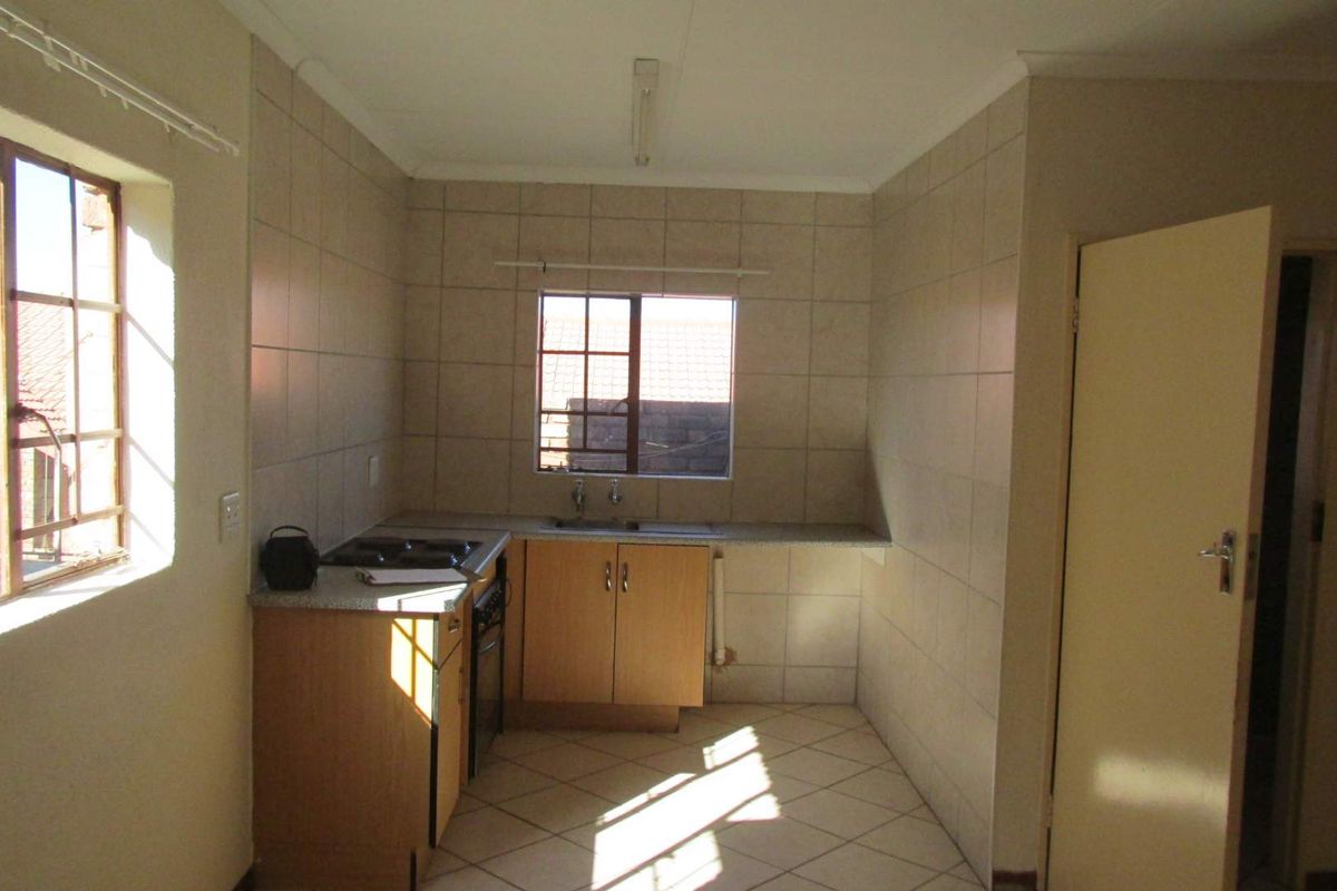 1 BEDROOM FLAT TO RENT IN PHILIP NEL PARK - Photo 5