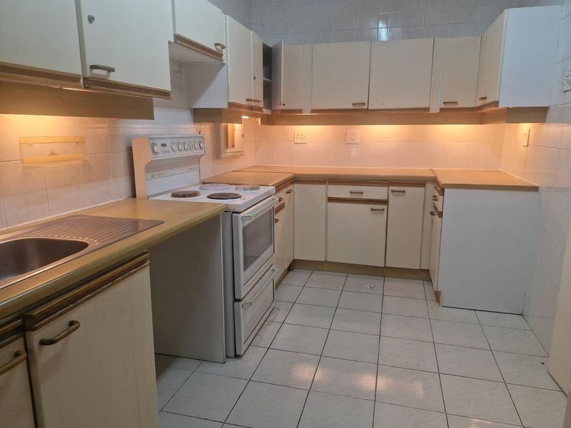 2 Bedroom Apartment for sale - Photo 5