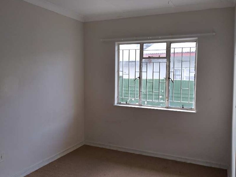 R 1 200 000(NEGOTIABLE!): Prime Investment or First-Time Home - Photo 4